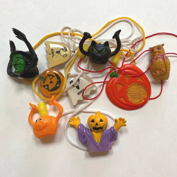 Halloween Finger Puppets and Necklaces LOT Pumpkins Ghosts Witch Black Cat - Picture 1 of 5